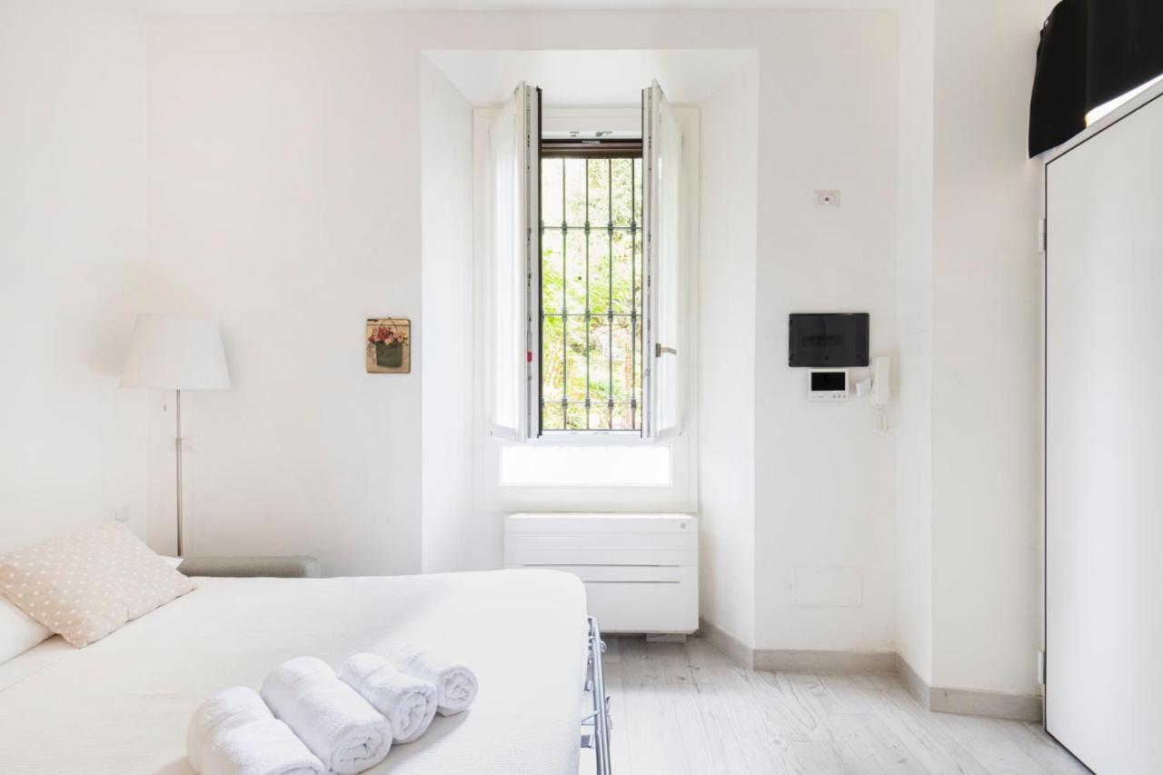 Easylife - Comodo Studio In Corso Di Porta Romana Милано Екстериор снимка